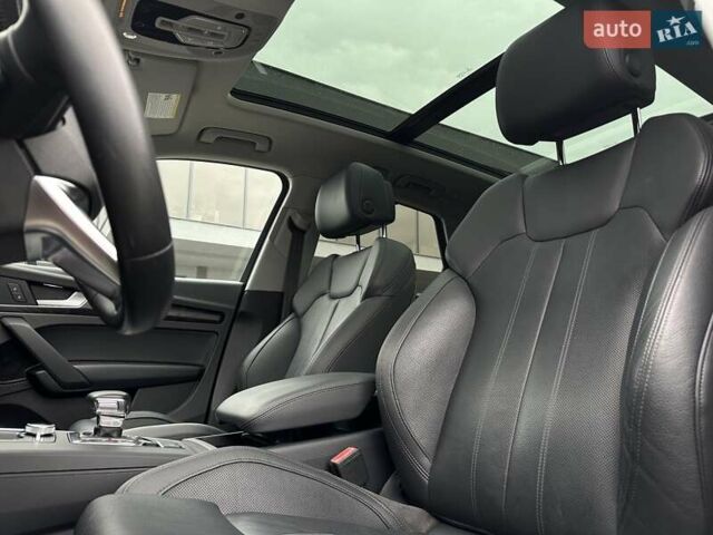 Сірий Ауді Ку 5, об'ємом двигуна 1.98 л та пробігом 179 тис. км за 26900 $, фото 37 на Automoto.ua