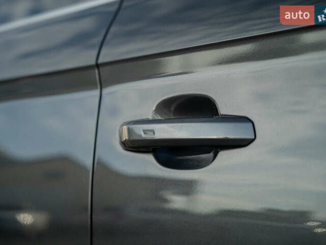 Серый Ауди Ку 5, объемом двигателя 1.98 л и пробегом 127 тыс. км за 27500 $, фото 15 на Automoto.ua