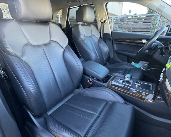 Серый Ауди Ку 5, объемом двигателя 1.98 л и пробегом 206 тыс. км за 23800 $, фото 29 на Automoto.ua