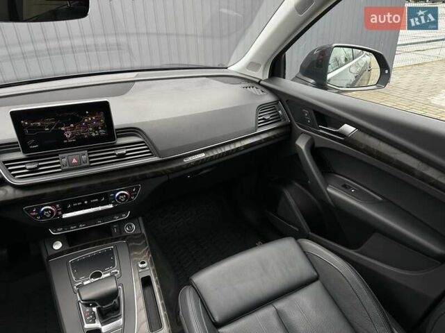 Сірий Ауді Ку 5, об'ємом двигуна 1.98 л та пробігом 179 тис. км за 26900 $, фото 29 на Automoto.ua