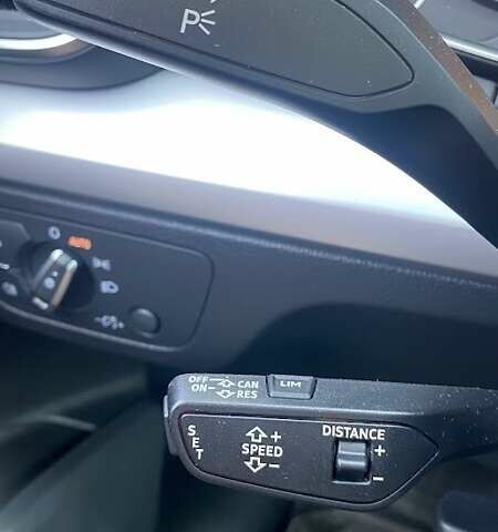 Сірий Ауді Ку 5, об'ємом двигуна 2 л та пробігом 156 тис. км за 31750 $, фото 28 на Automoto.ua