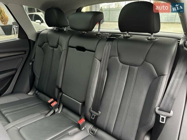 Сірий Ауді Ку 5, об'ємом двигуна 1.98 л та пробігом 179 тис. км за 26900 $, фото 24 на Automoto.ua