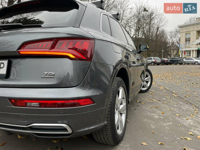 Серый Ауди Ку 5, объемом двигателя 1.97 л и пробегом 125 тыс. км за 35000 $, фото 16 на Automoto.ua