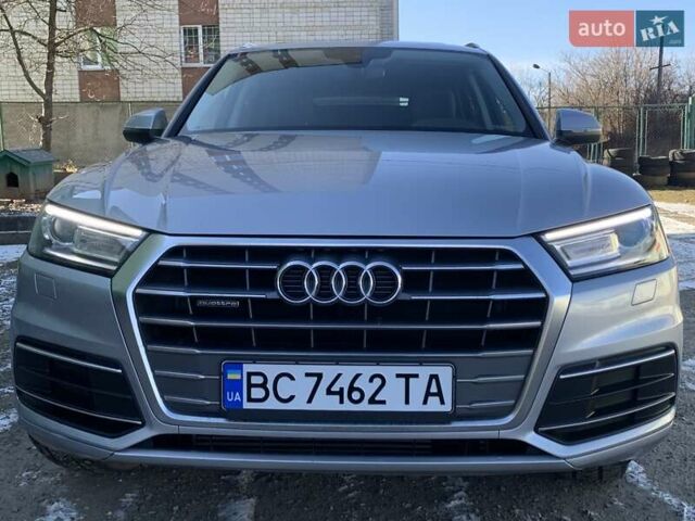 Серый Ауди Ку 5, объемом двигателя 1.98 л и пробегом 113 тыс. км за 23500 $, фото 3 на Automoto.ua