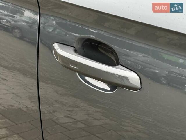 Сірий Ауді Ку 5, об'ємом двигуна 1.98 л та пробігом 179 тис. км за 26900 $, фото 12 на Automoto.ua