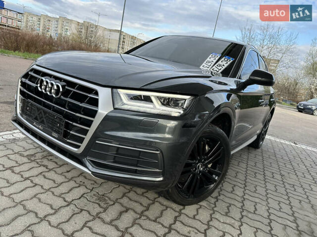 Серый Ауди Ку 5, объемом двигателя 1.98 л и пробегом 113 тыс. км за 25500 $, фото 4 на Automoto.ua