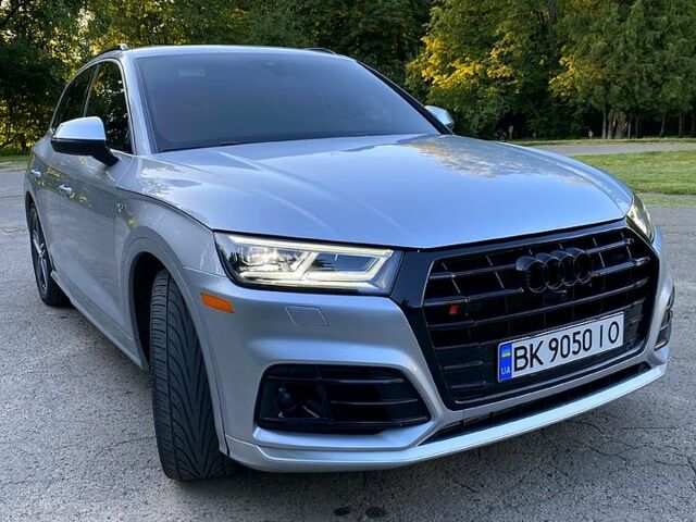 Серый Ауди Ку 5, объемом двигателя 3 л и пробегом 41 тыс. км за 30500 $, фото 1 на Automoto.ua