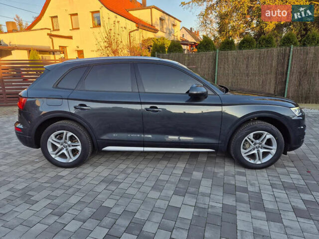 Сірий Ауді Ку 5, об'ємом двигуна 1.98 л та пробігом 209 тис. км за 26500 $, фото 9 на Automoto.ua