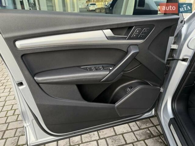 Сірий Ауді Ку 5, об'ємом двигуна 1.98 л та пробігом 129 тис. км за 25000 $, фото 14 на Automoto.ua