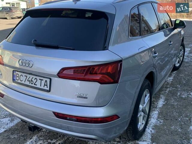 Серый Ауди Ку 5, объемом двигателя 1.98 л и пробегом 113 тыс. км за 23500 $, фото 13 на Automoto.ua
