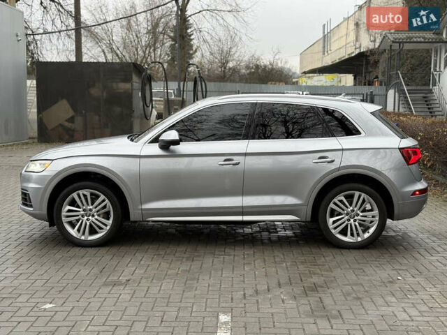 Серый Ауди Ку 5, объемом двигателя 2 л и пробегом 148 тыс. км за 25850 $, фото 2 на Automoto.ua