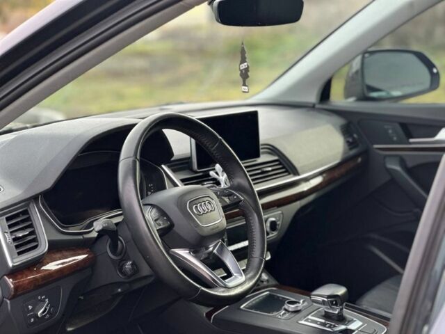 Серый Ауди Ку 5, объемом двигателя 2 л и пробегом 223 тыс. км за 21000 $, фото 10 на Automoto.ua