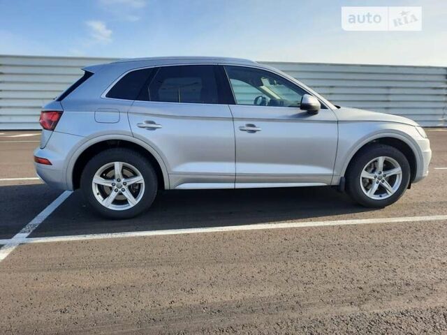 Серый Ауди Ку 5, объемом двигателя 2 л и пробегом 140 тыс. км за 30800 $, фото 7 на Automoto.ua