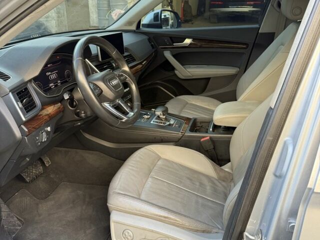 Серый Ауди Ку 5, объемом двигателя 2 л и пробегом 148 тыс. км за 20550 $, фото 9 на Automoto.ua