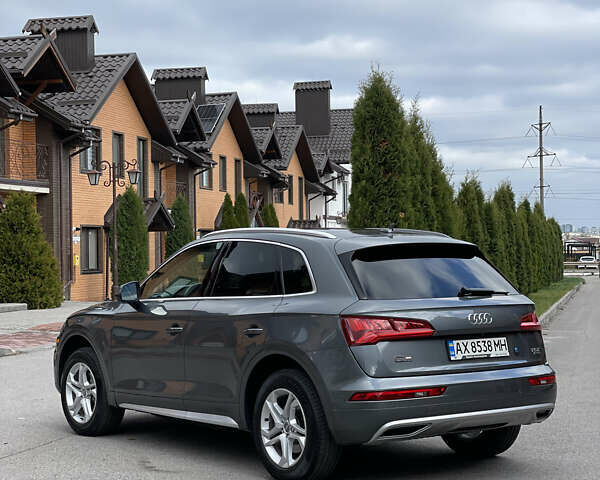 Серый Ауди Ку 5, объемом двигателя 2 л и пробегом 113 тыс. км за 25500 $, фото 3 на Automoto.ua