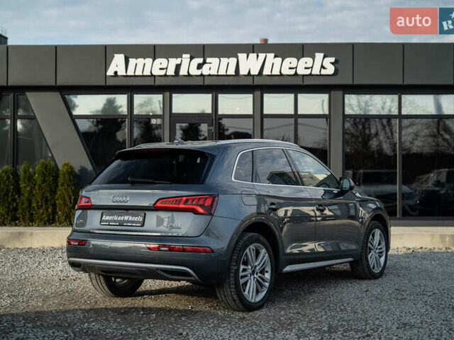 Серый Ауди Ку 5, объемом двигателя 1.98 л и пробегом 127 тыс. км за 27500 $, фото 4 на Automoto.ua