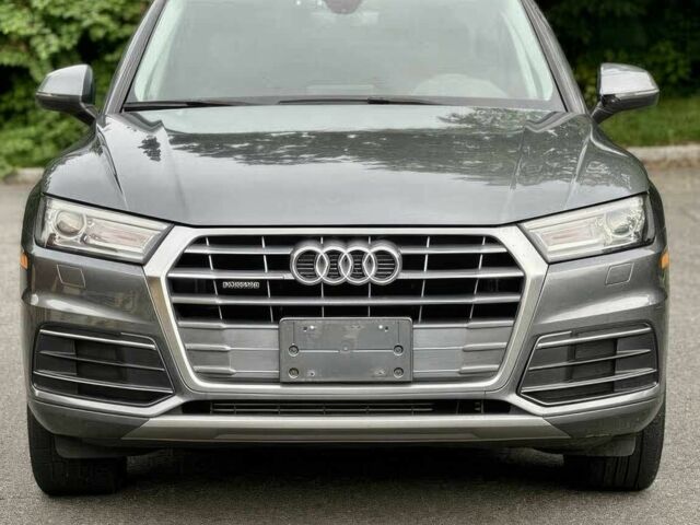 Ауди Ку 5 2018 в Одессе на Automoto.ua Серый Ауди Ку 5, объемом двигателя 2 л и пробегом 44 тыс. км за 8200 $, фото 1 на Automoto.ua