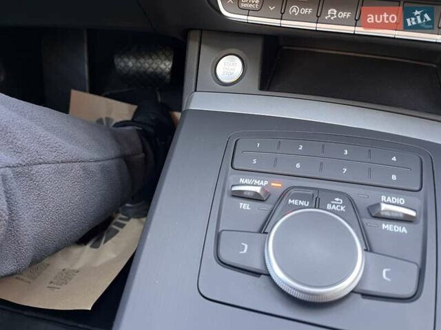 Сірий Ауді Ку 5, об'ємом двигуна 1.97 л та пробігом 169 тис. км за 27500 $, фото 27 на Automoto.ua