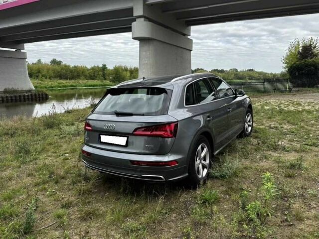Сірий Ауді Ку 5, об'ємом двигуна 2 л та пробігом 91 тис. км за 12300 $, фото 7 на Automoto.ua
