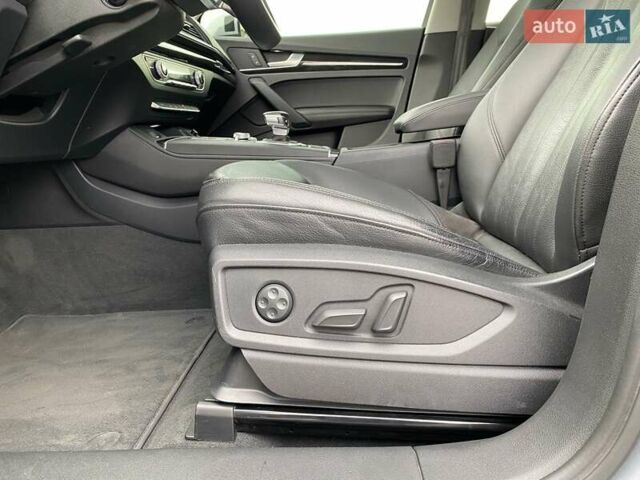 Сірий Ауді Ку 5, об'ємом двигуна 1.98 л та пробігом 84 тис. км за 27900 $, фото 10 на Automoto.ua