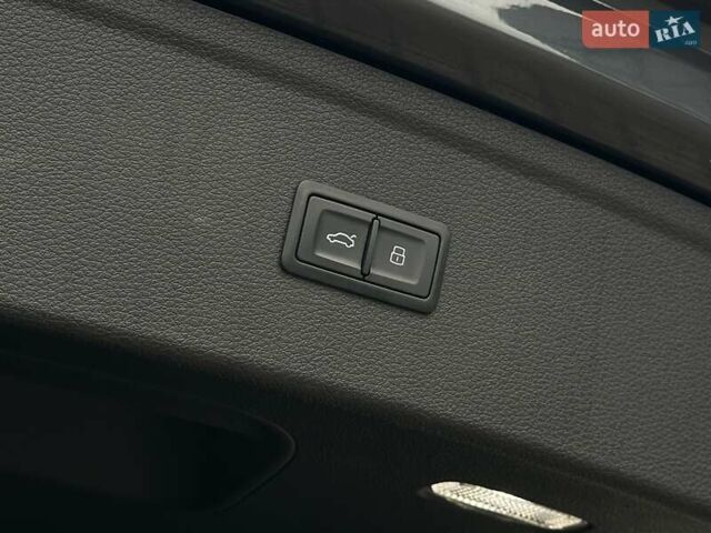 Сірий Ауді Ку 5, об'ємом двигуна 1.98 л та пробігом 179 тис. км за 26900 $, фото 20 на Automoto.ua