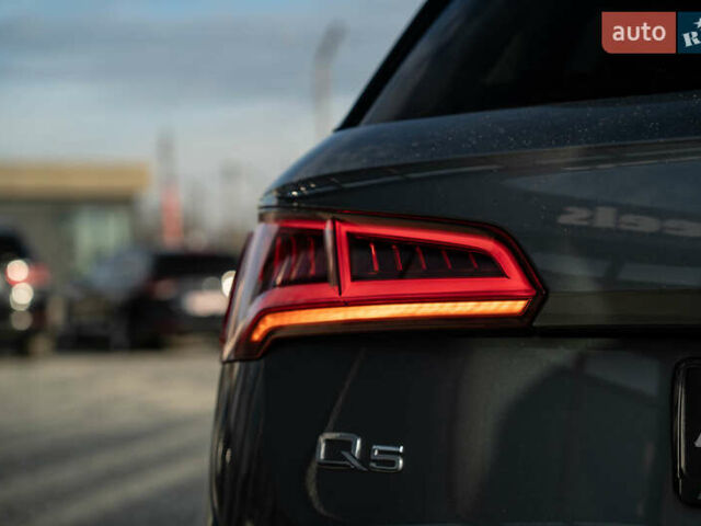 Серый Ауди Ку 5, объемом двигателя 1.98 л и пробегом 127 тыс. км за 27500 $, фото 6 на Automoto.ua