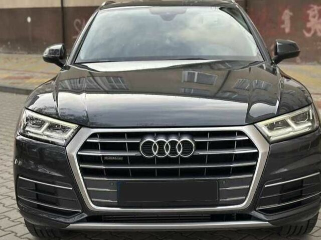 Сірий Ауді Ку 5, об'ємом двигуна 2 л та пробігом 80 тис. км за 19400 $, фото 3 на Automoto.ua