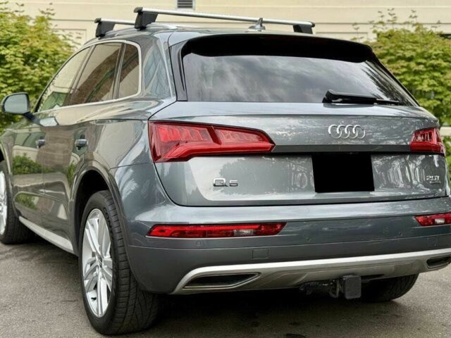 Сірий Ауді Ку 5, об'ємом двигуна 2 л та пробігом 80 тис. км за 14000 $, фото 4 на Automoto.ua