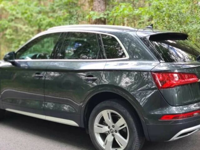 Серый Ауди Ку 5, объемом двигателя 2 л и пробегом 83 тыс. км за 15000 $, фото 3 на Automoto.ua