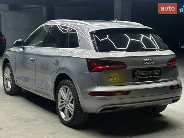 Сірий Ауді Ку 5, об'ємом двигуна 1.98 л та пробігом 129 тис. км за 27700 $, фото 3 на Automoto.ua