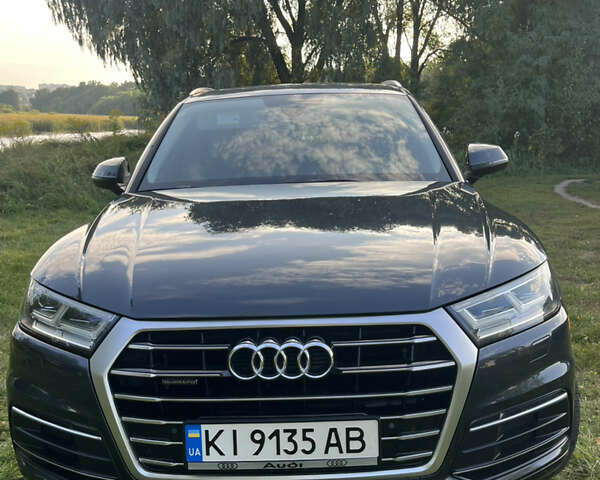 Серый Ауди Ку 5, объемом двигателя 2 л и пробегом 58 тыс. км за 32000 $, фото 1 на Automoto.ua