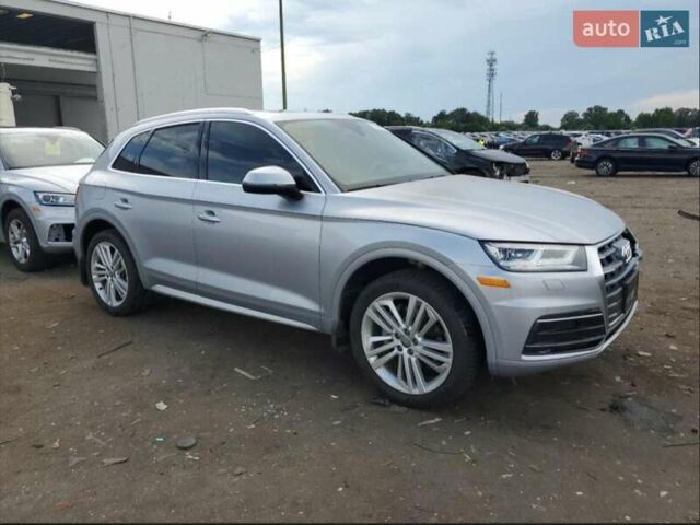 Серый Ауди Ку 5, объемом двигателя 1.98 л и пробегом 168 тыс. км за 18600 $, фото 3 на Automoto.ua