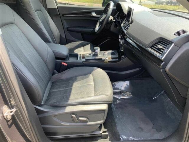 Сірий Ауді Ку 5, об'ємом двигуна 2 л та пробігом 30 тис. км за 8200 $, фото 14 на Automoto.ua