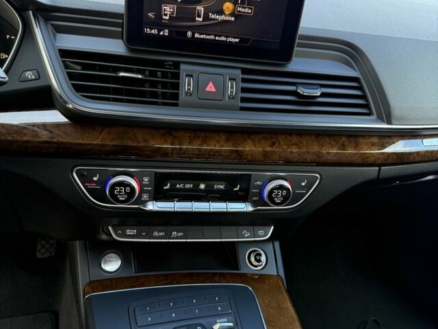 Сірий Ауді Ку 5, об'ємом двигуна 2 л та пробігом 220 тис. км за 21000 $, фото 9 на Automoto.ua