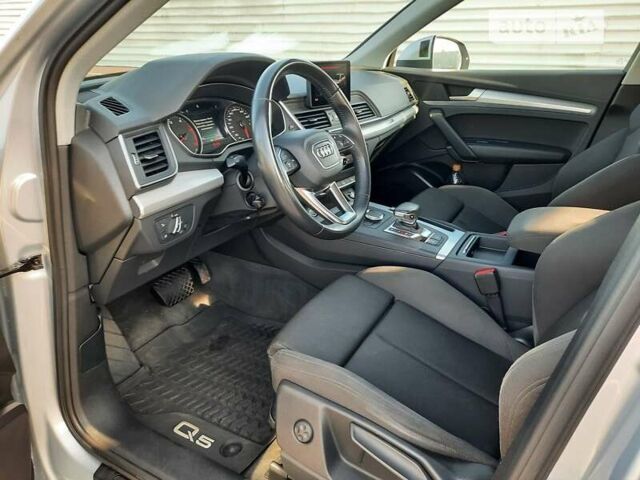 Серый Ауди Ку 5, объемом двигателя 2 л и пробегом 140 тыс. км за 30800 $, фото 17 на Automoto.ua