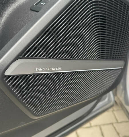 Серый Ауди Ку 5, объемом двигателя 2 л и пробегом 169 тыс. км за 23600 $, фото 18 на Automoto.ua