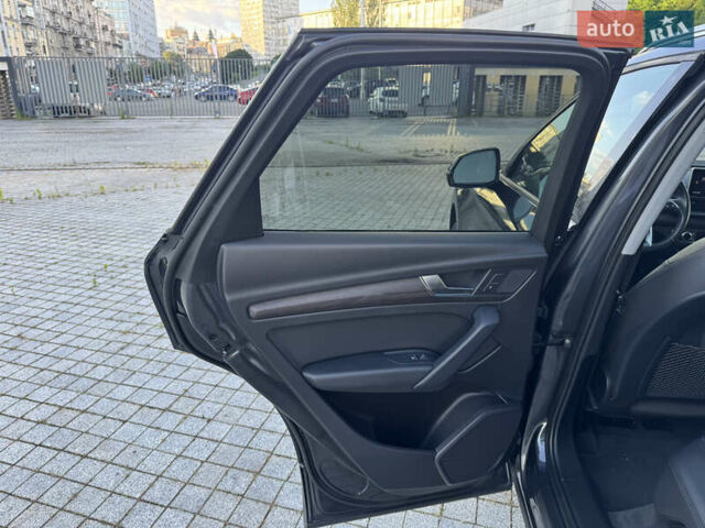 Серый Ауди Ку 5, объемом двигателя 1.98 л и пробегом 98 тыс. км за 25900 $, фото 25 на Automoto.ua