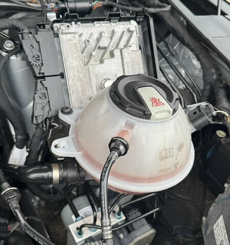 Серый Ауди Ку 5, объемом двигателя 2 л и пробегом 169 тыс. км за 23600 $, фото 26 на Automoto.ua