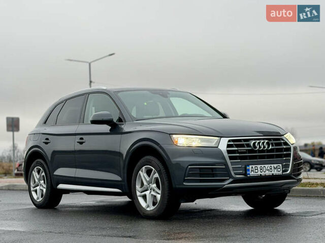 Сірий Ауді Ку 5, об'ємом двигуна 2 л та пробігом 136 тис. км за 24999 $, фото 2 на Automoto.ua