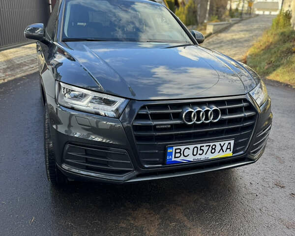 Сірий Ауді Ку 5, об'ємом двигуна 1.98 л та пробігом 185 тис. км за 24500 $, фото 7 на Automoto.ua