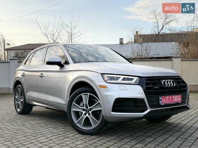 Сірий Ауді Ку 5, об'ємом двигуна 1.98 л та пробігом 129 тис. км за 25000 $, фото 3 на Automoto.ua