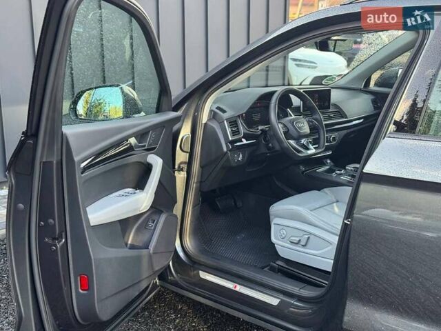 Сірий Ауді Ку 5, об'ємом двигуна 3 л та пробігом 174 тис. км за 40800 $, фото 13 на Automoto.ua