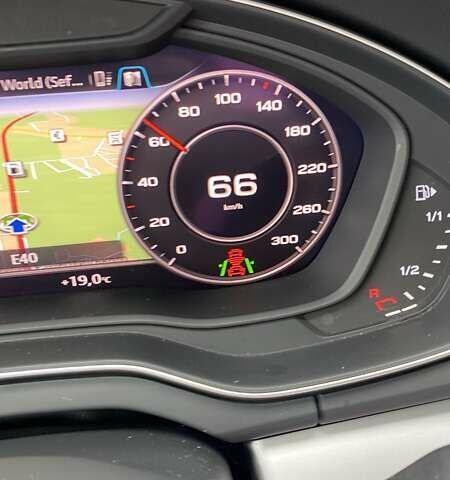 Сірий Ауді Ку 5, об'ємом двигуна 2 л та пробігом 156 тис. км за 31750 $, фото 19 на Automoto.ua