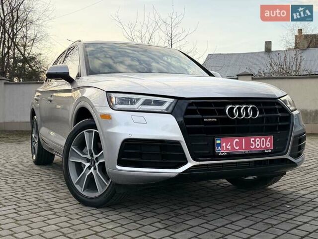 Сірий Ауді Ку 5, об'ємом двигуна 1.98 л та пробігом 129 тис. км за 25000 $, фото 4 на Automoto.ua