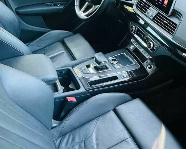 Сірий Ауді Ку 5, об'ємом двигуна 0 л та пробігом 96 тис. км за 14200 $, фото 12 на Automoto.ua