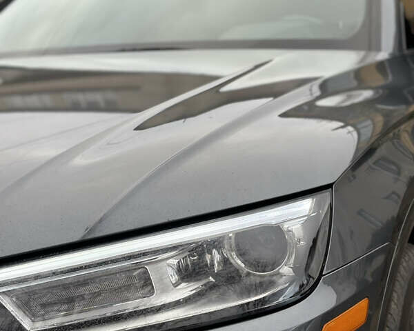 Серый Ауди Ку 5, объемом двигателя 1.98 л и пробегом 139 тыс. км за 24900 $, фото 5 на Automoto.ua