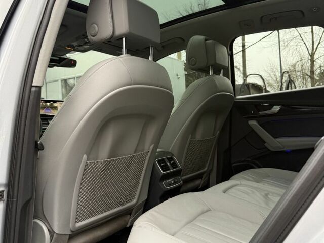 Сірий Ауді Ку 5, об'ємом двигуна 2 л та пробігом 148 тис. км за 24950 $, фото 8 на Automoto.ua