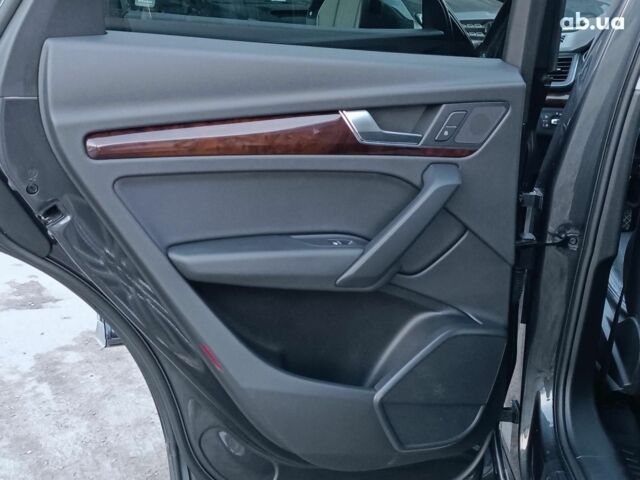 Серый Ауди Ку 5, объемом двигателя 2 л и пробегом 99 тыс. км за 25290 $, фото 28 на Automoto.ua