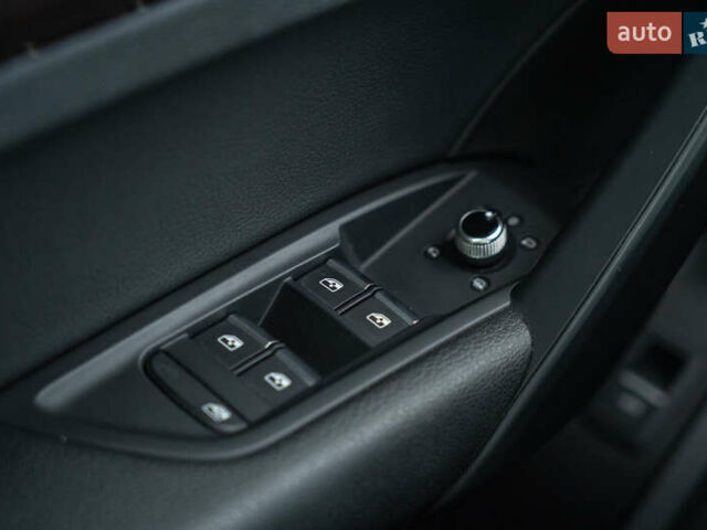 Серый Ауди Ку 5, объемом двигателя 1.98 л и пробегом 127 тыс. км за 27500 $, фото 18 на Automoto.ua