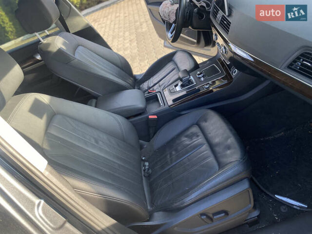 Серый Ауди Ку 5, объемом двигателя 1.98 л и пробегом 157 тыс. км за 14900 $, фото 25 на Automoto.ua